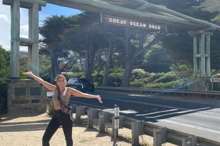 Great Ocean Road, Memorial Archway, Australia